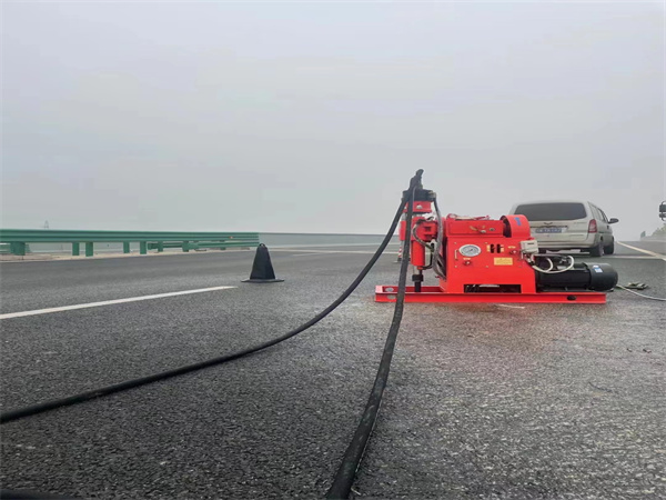 贾汪马路路基路面开裂下沉注浆加固灌浆